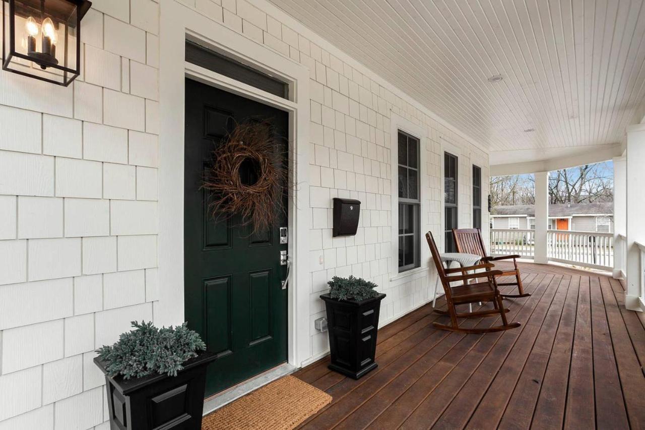 The Sofay Farmhouse - 1 Mile From U Of A - Luxury Amenities Fayetteville Exterior photo